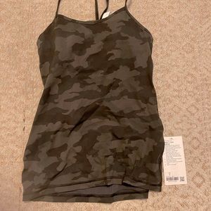 Lululemon camo power Y tank Everlux Sz 8